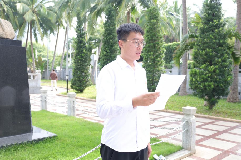 青年之聲?教育學(xué)院“以青春之名,赴百年之約”入團(tuán)儀式