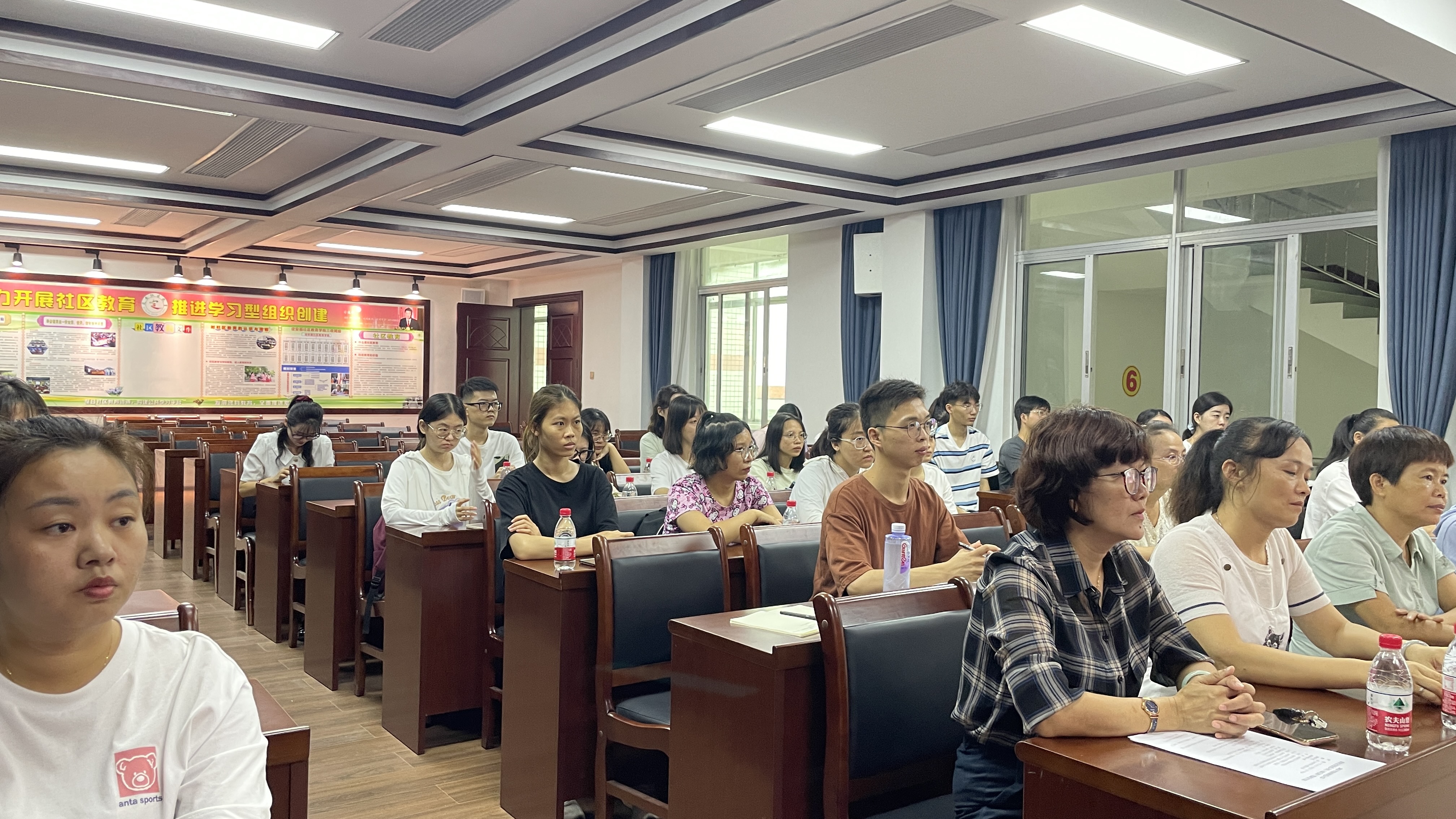 海南師范大學教育學院派駐定安縣學前教育專業(yè)實習生見面會