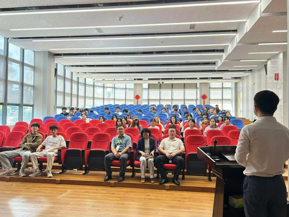 校企攜手育英才，教育創(chuàng)新啟新程 ――海南師范大學(xué)教育學(xué)院訪企拓崗促就業(yè)專項(xiàng)活動(dòng)