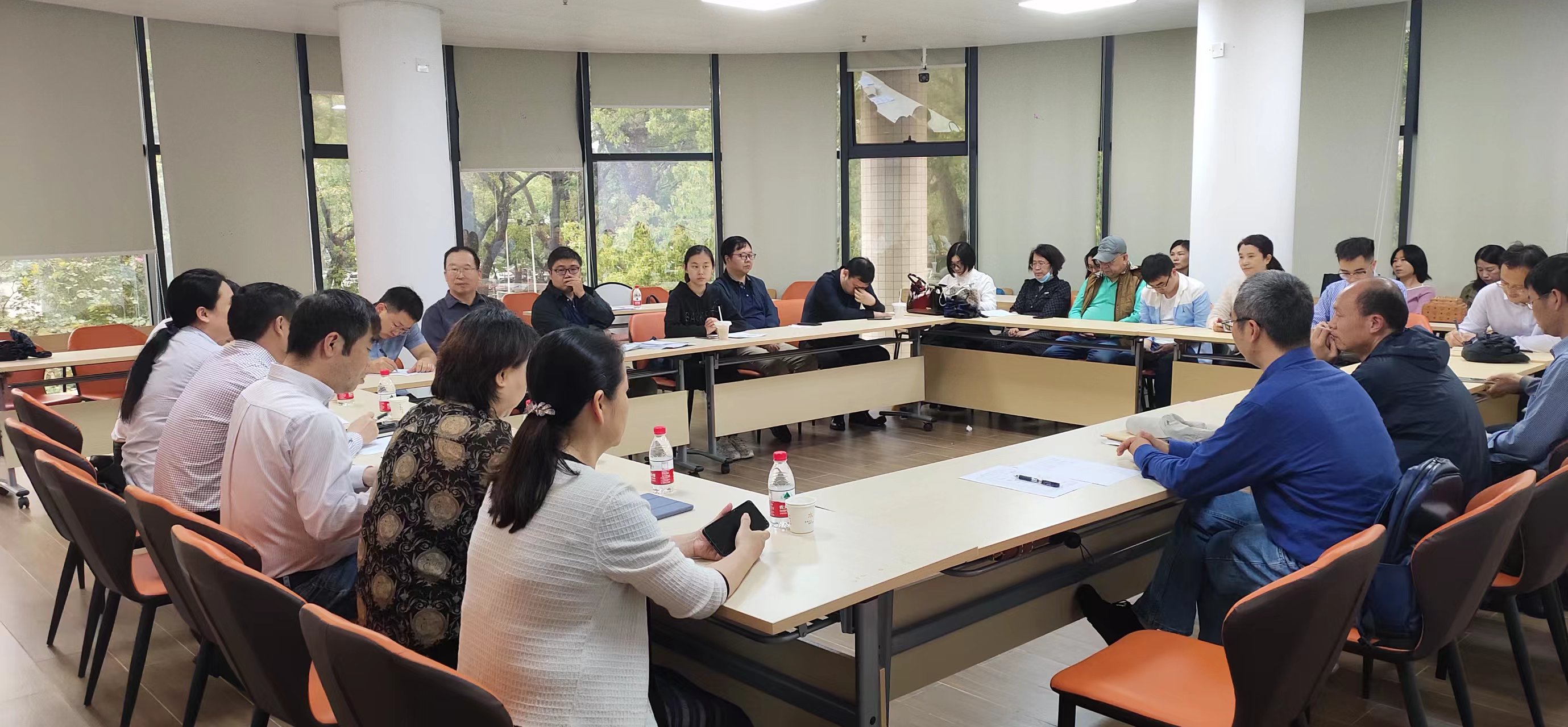 海南師范大學(xué)教育學(xué)院召開干部任命宣布會議