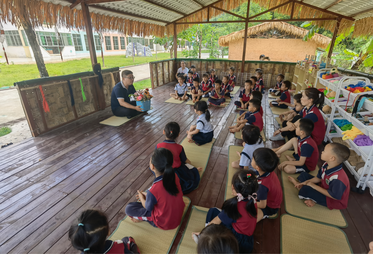 青年之聲?教育學院 “溫暖助殘日,義賣校園行”主題活動