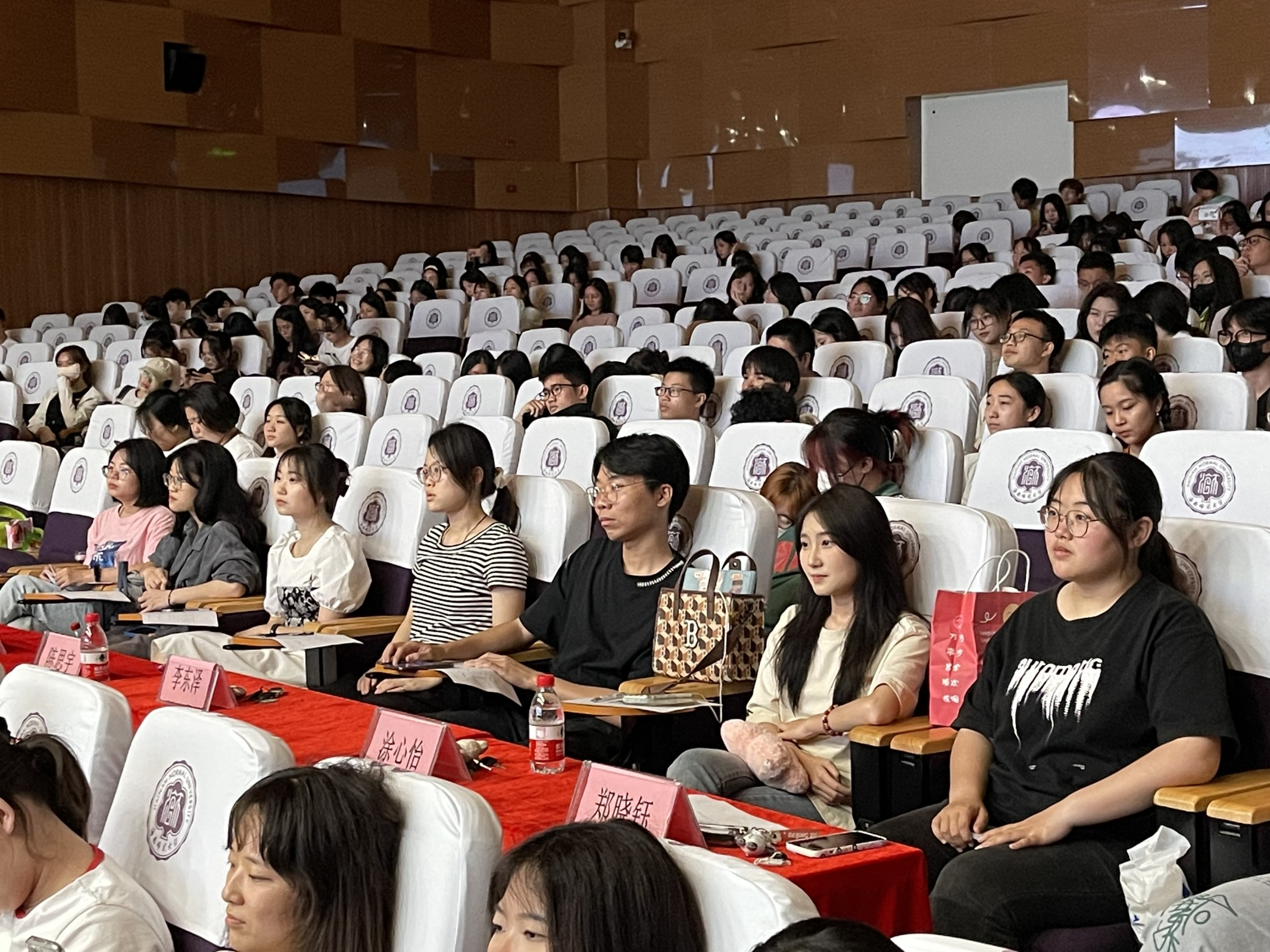 青年之聲?教育學(xué)院  校園十大歌手大賽