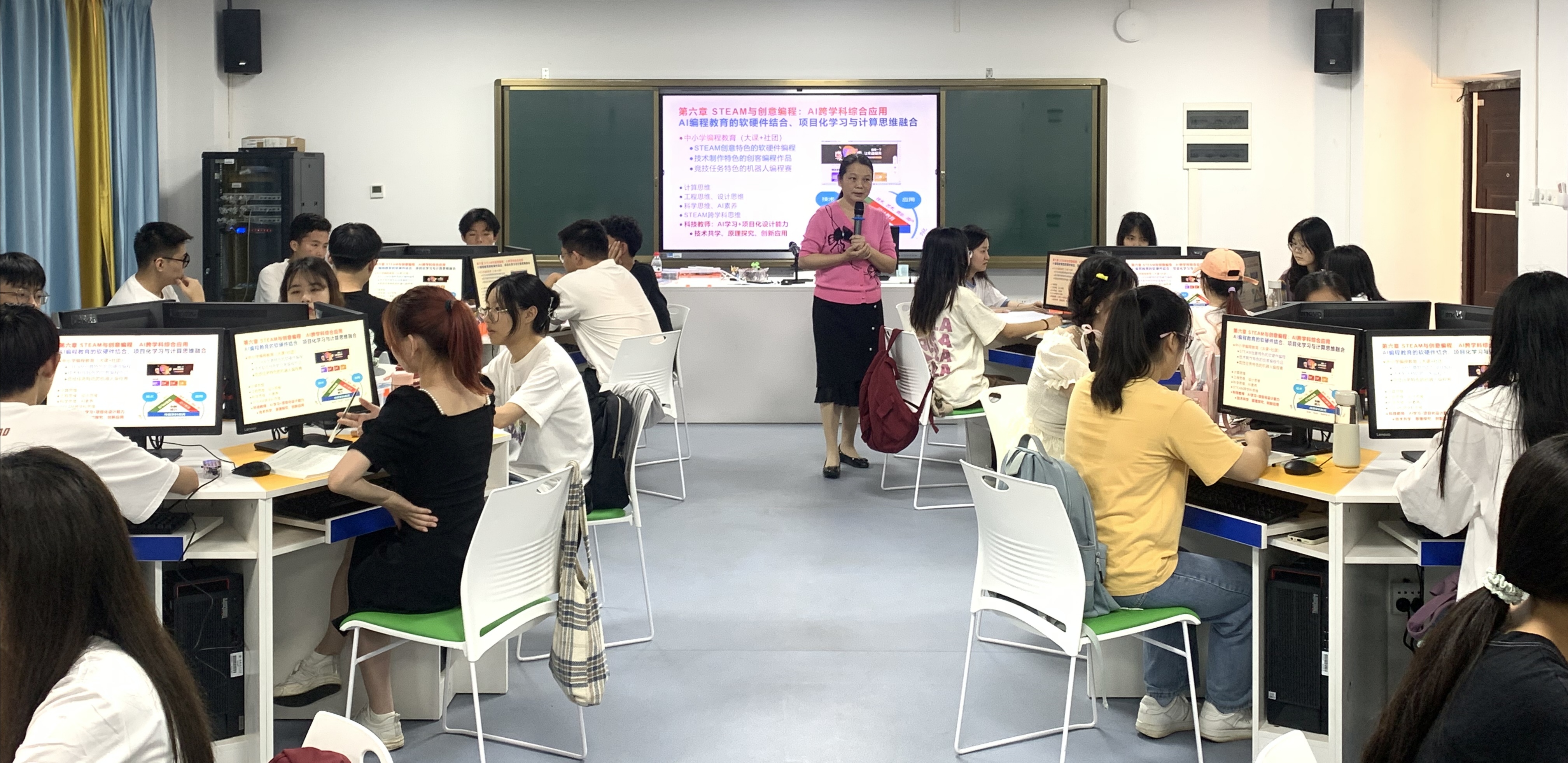 教育部專家組蒞臨我院調(diào)研指導(dǎo)科技教育教學(xué)